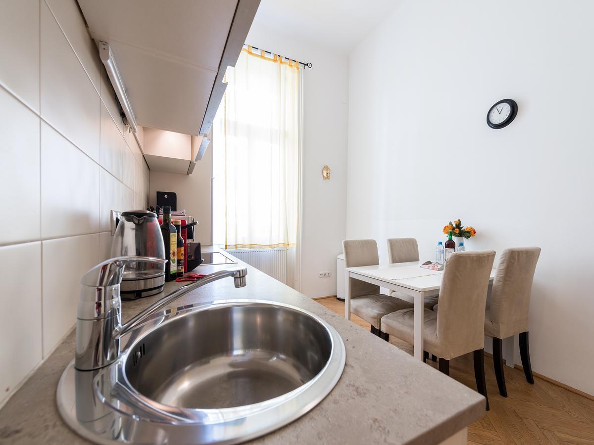 Vienna Apartment Stadtpark ภายนอก รูปภาพ