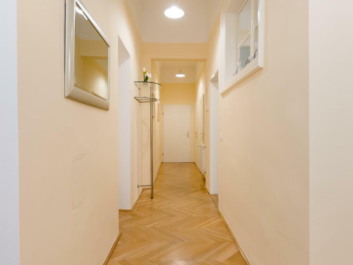 Vienna Apartment Stadtpark ภายนอก รูปภาพ